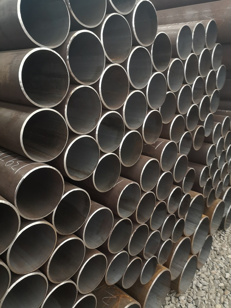 Carbon seamless steel pipe from China manufacturer