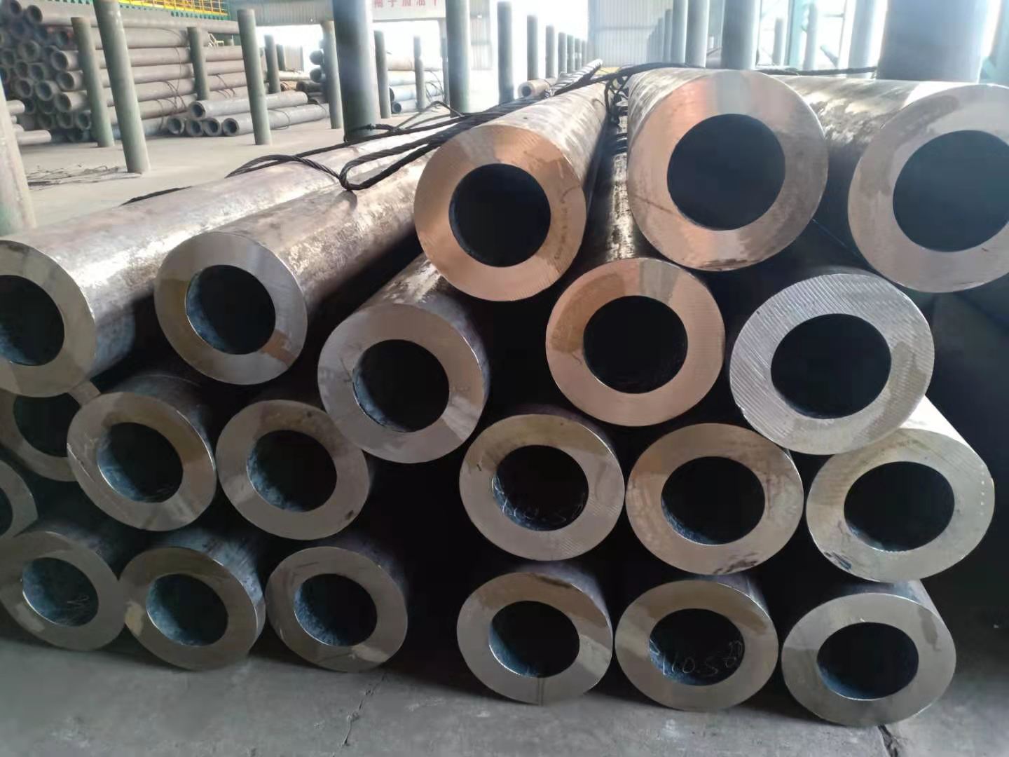 customized Seamless pipe supplier material